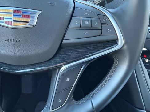 Certified 2025 Cadillac XT5 Premium Luxury image 18