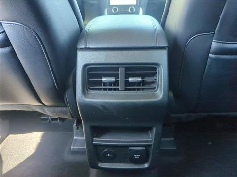 Used 2024 Ford Edge SEL w/ Convenience Package AWD/4WD image 20