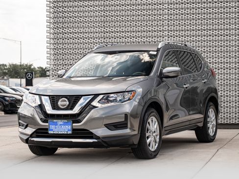 Used 2019 Nissan Rogue SV AWD/4WD image 7