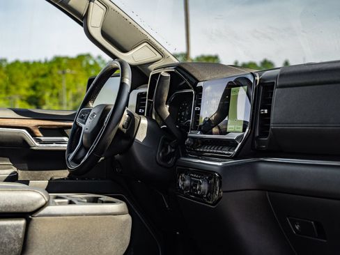 Used 2023 Chevrolet Silverado 1500 RST AWD/4WD image 12