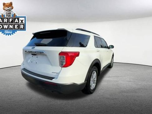 Certified 2023 Ford Explorer XLT image 9