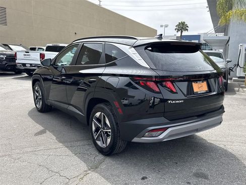Used 2025 Hyundai Tucson SEL FWD image 5