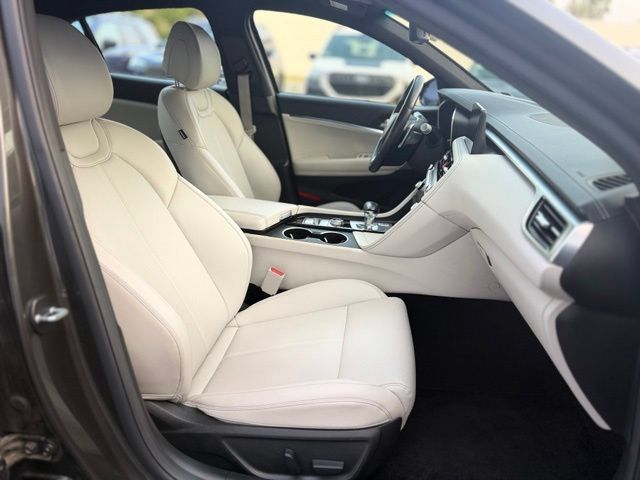 Used 2025 Genesis G70 2.5T AWD/4WD image 24
