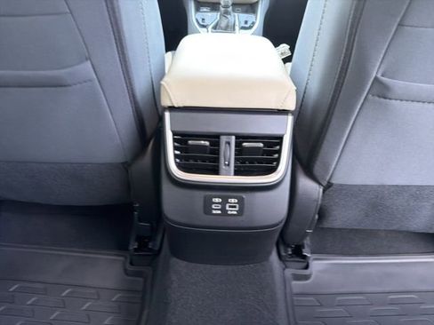 Certified 2025 Subaru Outback Premium w/ Popular Package #1A AWD/4WD image 21