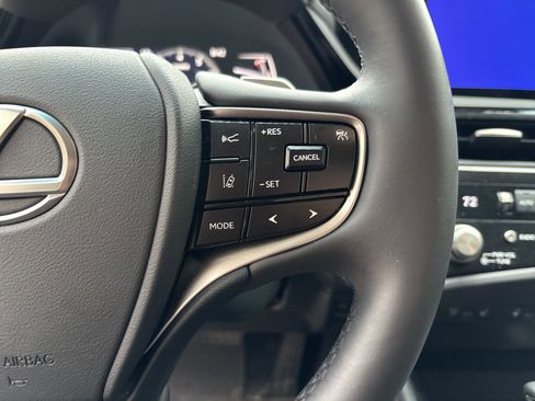 Used 2023 Lexus ES 250 w/ Premium Package image 20