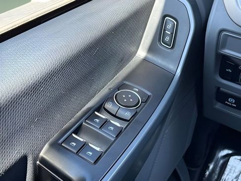 Used 2023 Ford F150 XLT image 26