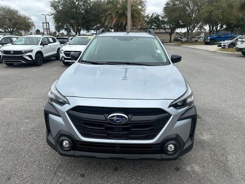 Used 2025 Subaru Outback Onyx Edition image 14