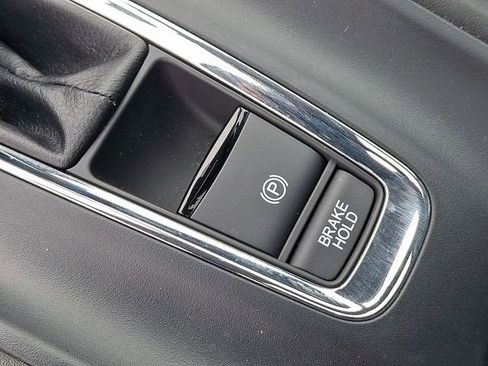 Certified 2022 Honda HR-V EX image 26
