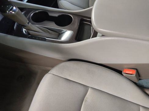 Used 2020 Chevrolet Malibu LS image 26