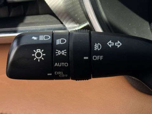 Used 2021 Toyota Highlander Platinum image 23