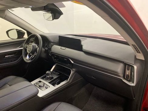 Used 2025 MAZDA CX-70 3.3 Turbo w/ Preferred Package AWD/4WD image 24