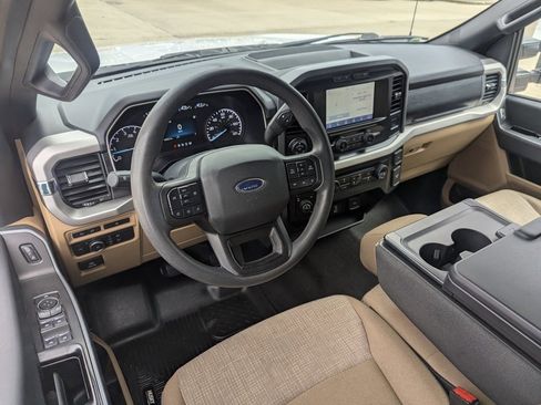 Used 2021 Ford F150 XLT w/ XTR Package image 24