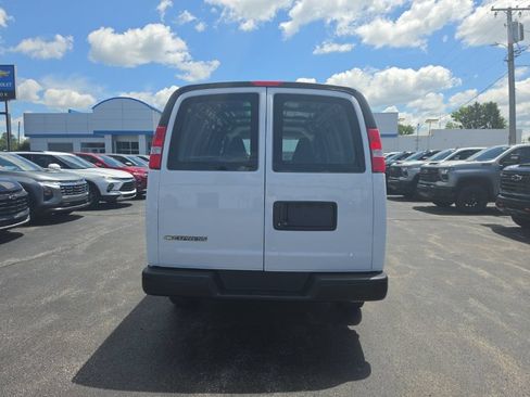 New 2026 Chevrolet Express 2500 w/ Driver Convenience Package RWD image 6