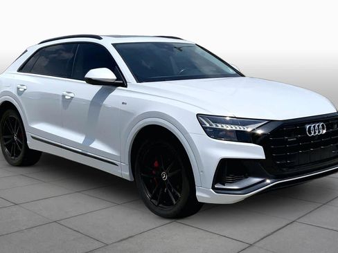 Used 2019 Audi Q8 Prestige AWD/4WD image 2