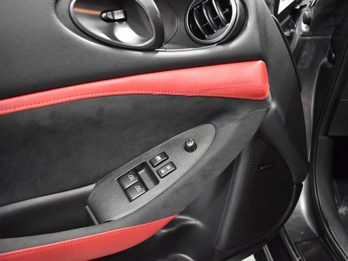 Certified 2024 Nissan Z Performance w/ Floor Mat Package image 15
