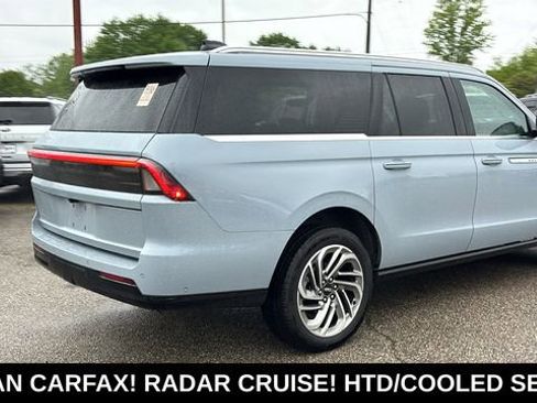 Used 2025 Lincoln Navigator L Reserve AWD/4WD image 30