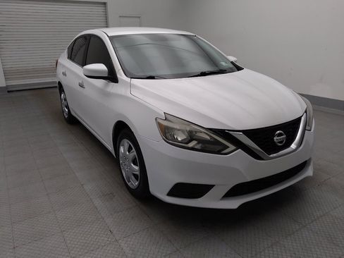 Used 2017 Nissan Sentra S FWD image 13