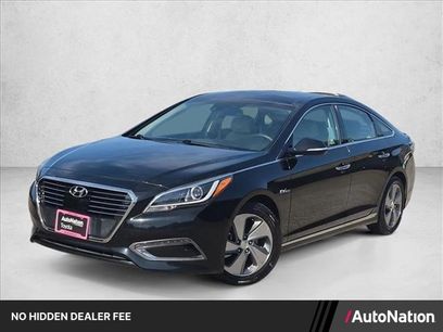 Used 2017 Hyundai Sonata Limited w/ Ultimate Package 02