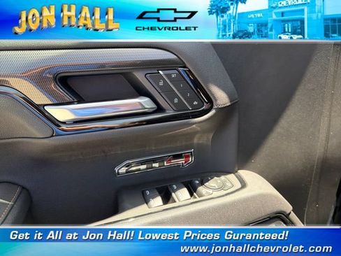 Used 2025 GMC Sierra 1500 AT4 w/ AT4 Premium Package AWD/4WD image 21