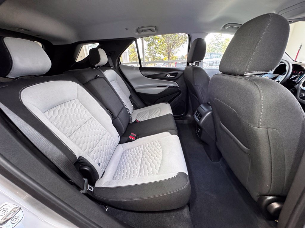 Used 2021 Chevrolet Equinox LS w/ LS Convenience Package AWD/4WD image 46