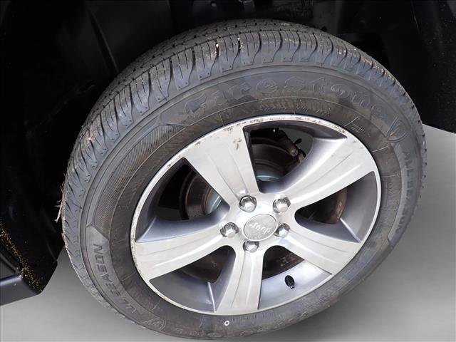 Used 2016 Jeep Patriot High Altitude AWD/4WD image 7