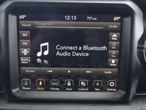 Used 2023 Jeep Wrangler Unlimited Sahara image 28