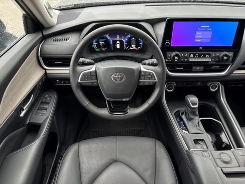 Used 2026 Toyota Grand Highlander AWD Hybrid image 20