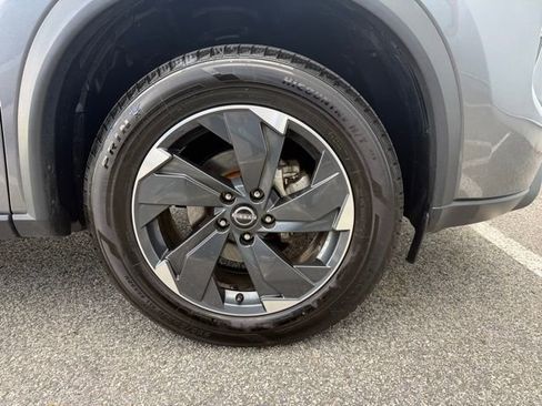 Certified 2024 Nissan Rogue SV image 11