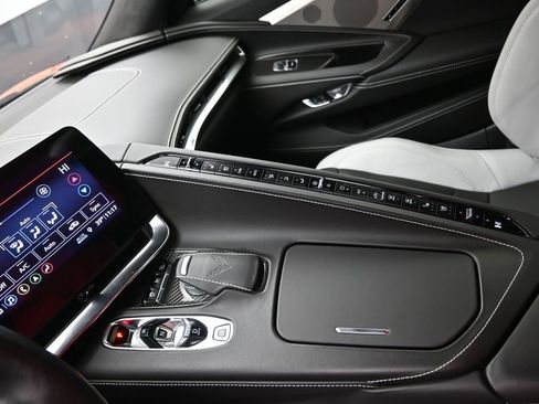 Used 2020 Chevrolet Corvette Stingray Premium Conv w/ 3LT image 20