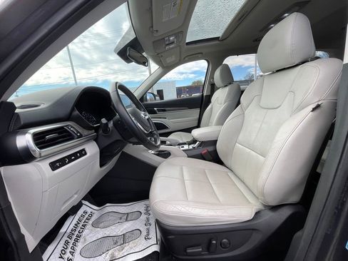 Used 2020 Kia Telluride EX w/ EX Premium Package image 19