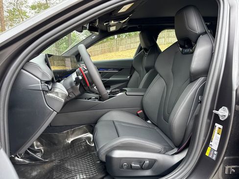 New 2026 BMW M5 Touring AWD/4WD image 10