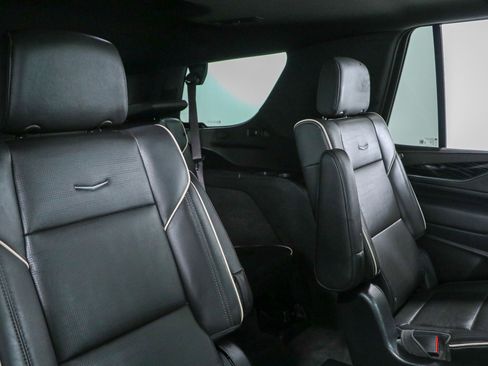 Used 2023 Cadillac Escalade Sport w/ Touring Package AWD/4WD image 34