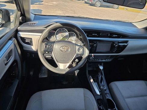 Used 2014 Toyota Corolla LE FWD image 5