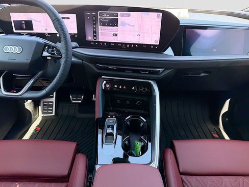 New 2026 Audi SQ5 Premium Plus AWD/4WD image 18