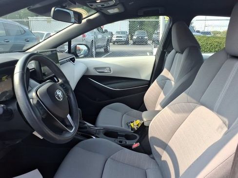 Used 2024 Toyota Corolla SE FWD image 5
