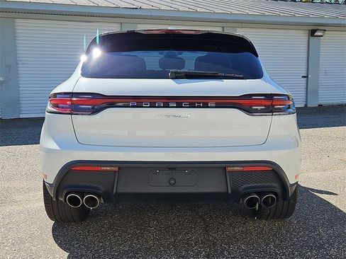 Certified 2023 Porsche Macan S image 6