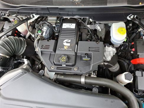 Used 2024 RAM 2500 Limited AWD/4WD image 28