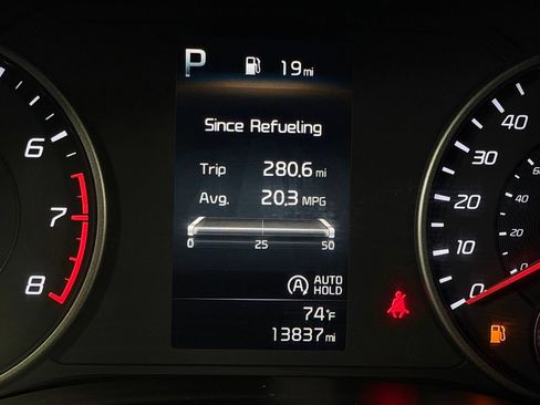 Used 2022 Kia Stinger GT-Line RWD image 17