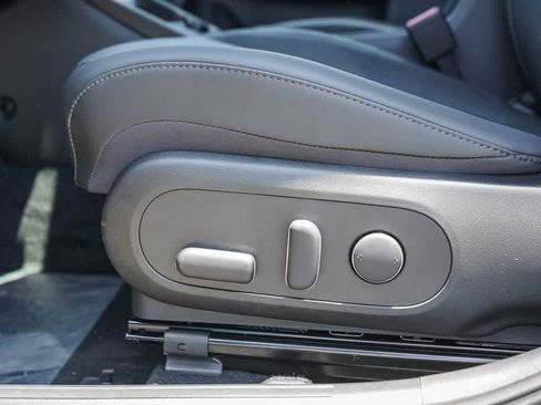 New 2026 Hyundai Kona SEL Premium FWD image 18