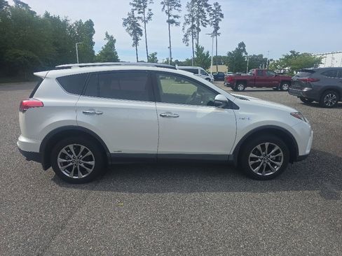 Used 2017 Toyota RAV4 Limited w/ All Weather Liner Package AWD/4WD image 4