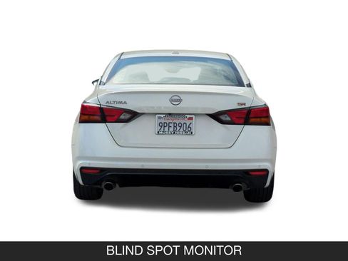 Certified 2025 Nissan Altima 2.5 SR image 9