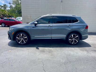 Used 2024 Volkswagen Tiguan SEL R-Line
