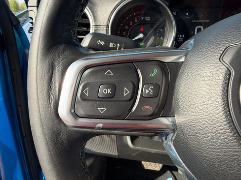 Used 2022 Jeep Wrangler Unlimited Sahara w/ Cold Weather Group image 25