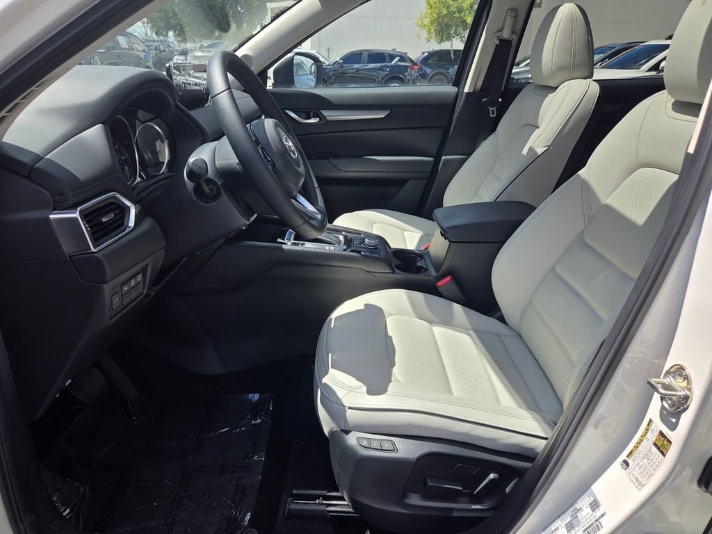Certified 2025 MAZDA CX-5 AWD 2.5 S w/ Preferred Package image 4