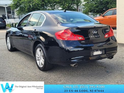 Used 2015 INFINITI Q40 AWD w/ Navigation Package image 4