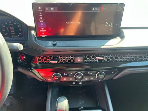 Used 2023 Honda Accord EX-L image 8