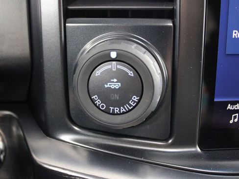 New 2026 Ford F250 Lariat w/ Black Appearance Package image 54