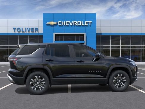 New 2027 Chevrolet Equinox LT w/ Convenience Package II FWD image 6