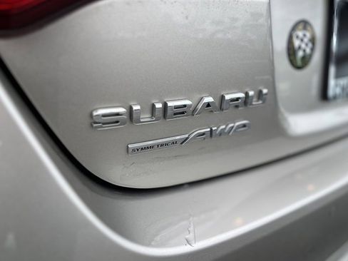 Used 2017 Subaru Legacy 2.5i Limited image 11