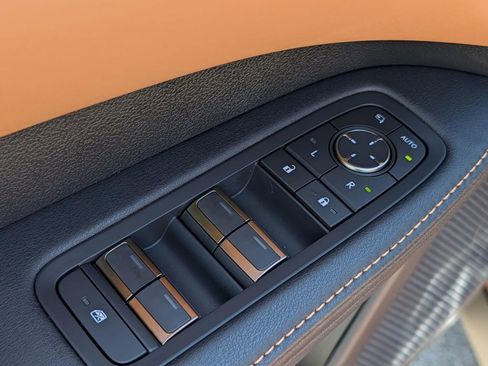 New 2026 Lexus RX 350 image 16